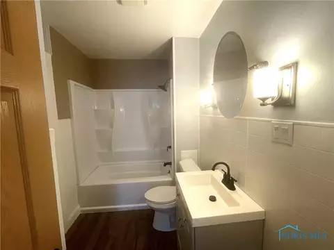 737 Marmion Ave, Toledo, OH 43607 photo 10