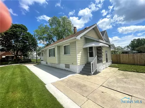 737 Marmion Ave, Toledo, OH 43607 photo 3