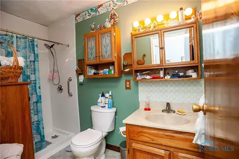 1311 E Wilson St, Bryan, OH 43506 photo 9