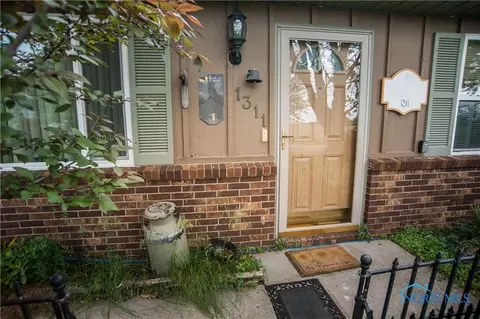 1311 E Wilson St, Bryan, OH 43506 photo 2