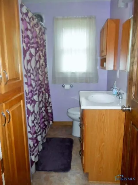 110 E Center St, Leipsic, OH 45856 photo 15
