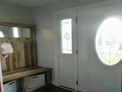 110 E Center St, Leipsic, OH 45856 photo 7