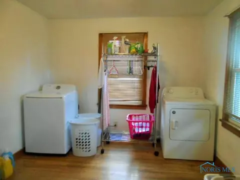 110 E Center St, Leipsic, OH 45856 photo 16
