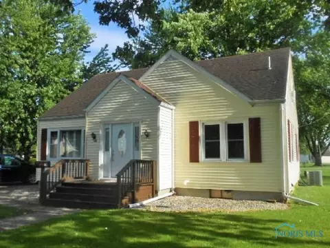 110 E Center St, Leipsic, OH 45856 photo 18