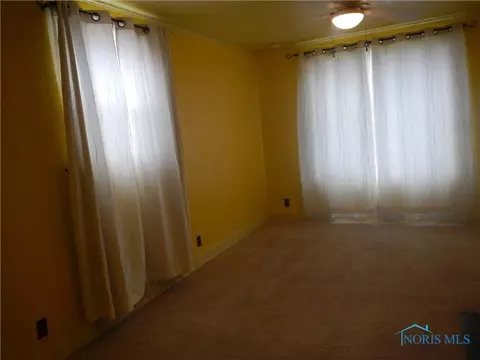 835 Wright Ave, Toledo, OH 43609 photo 8