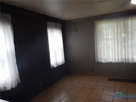 835 Wright Ave, Toledo, OH 43609 photo 5