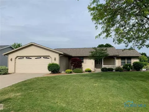 230 Gary Dr, Bryan, OH 43506 photo 1
