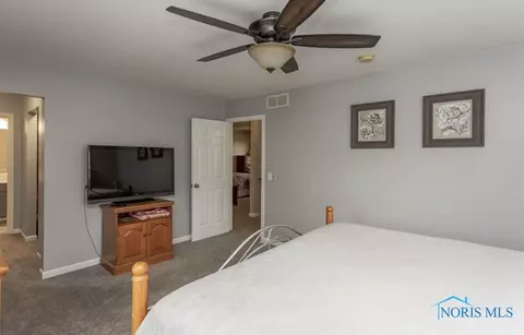 28207 Schriber St, Walbridge, OH 43465 photo 30