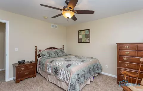 28207 Schriber St, Walbridge, OH 43465 photo 36