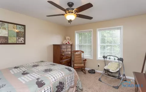 28207 Schriber St, Walbridge, OH 43465 photo 35