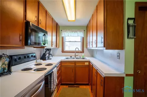 133 Covington Ave, Findlay, OH 45840 photo 12