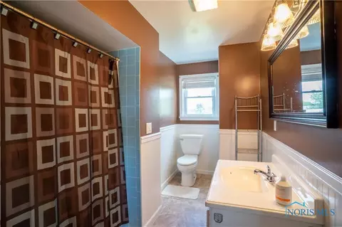133 Covington Ave, Findlay, OH 45840 photo 24