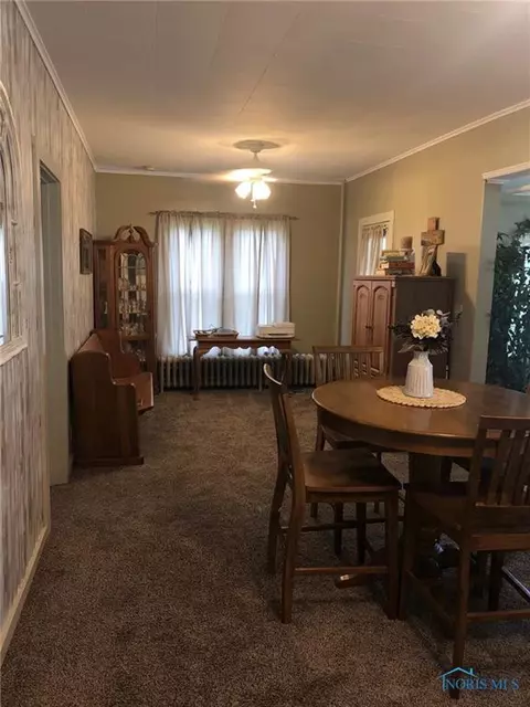 323 Elm St, Deshler, OH 43516 photo 12