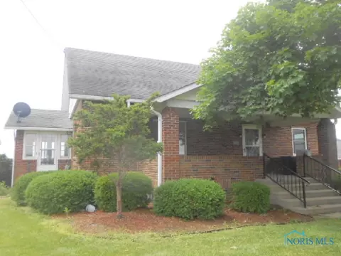 230 W Main St, Leipsic, OH 45856 photo 5