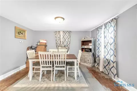 5635 Wagner Rd, Walbridge, OH 43465 photo 12