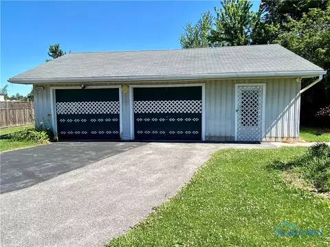20885 Yale St, Williston, OH 43468 photo 2
