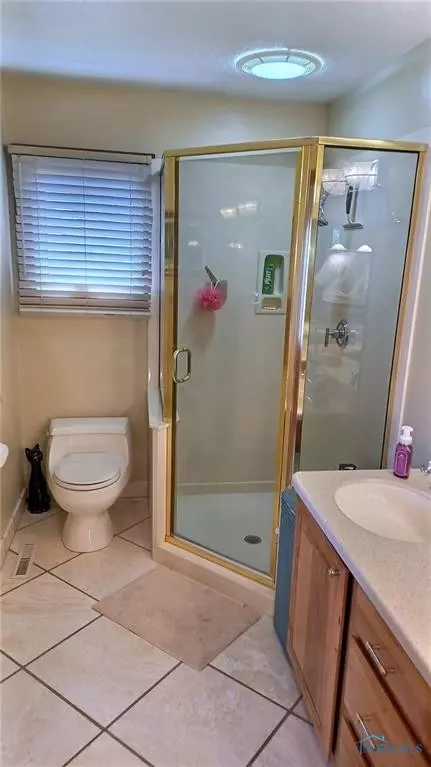 521 Thackeray Rd, Maumee, OH 43537 photo 36