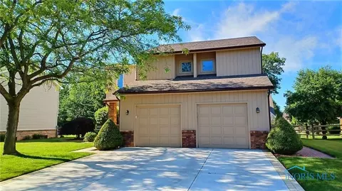 521 Thackeray Rd, Maumee, OH 43537 photo 3