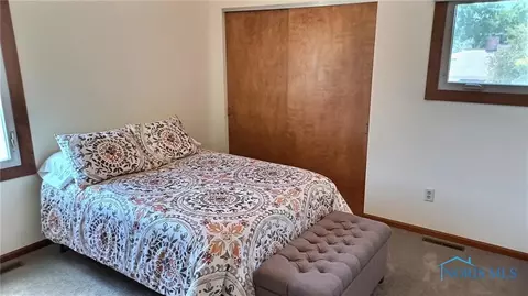 521 Thackeray Rd, Maumee, OH 43537 photo 38