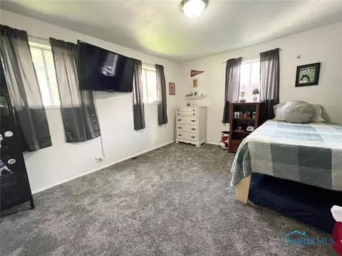 325 W Perry St, Bryan, OH 43506 photo 14