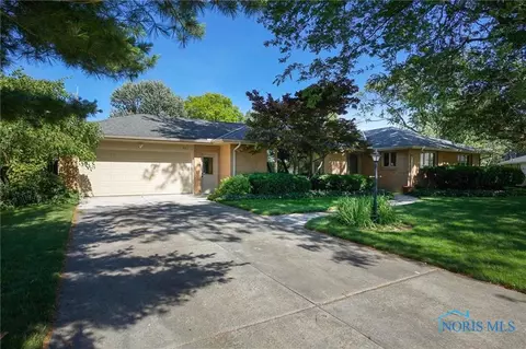 621 E Circle Dr, Findlay, OH 45840 photo 3
