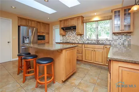 621 E Circle Dr, Findlay, OH 45840 photo 15