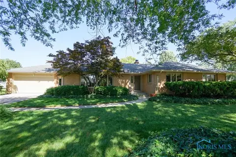 621 E Circle Dr, Findlay, OH 45840 photo 1