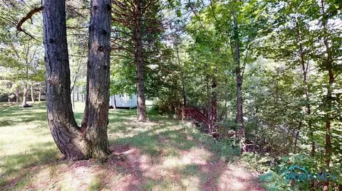 372 Twin Bay Trl, Willard, OH 44890 photo 8