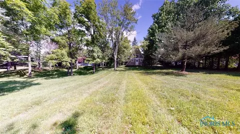 372 Twin Bay Trl, Willard, OH 44890 photo 7
