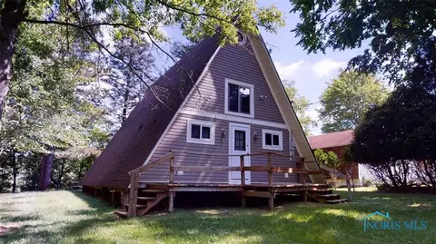372 Twin Bay Trl, Willard, OH 44890 photo 1