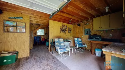 372 Twin Bay Trl, Willard, OH 44890 photo 4