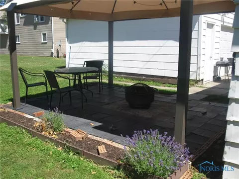 304 S 8th St, Upper Sandusky, OH 43351 photo 7
