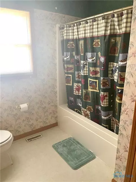 402 Marilyn Dr, Edon, OH 43518 photo 21