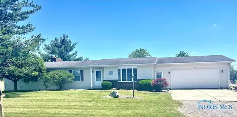 402 Marilyn Dr, Edon, OH 43518 photo 2