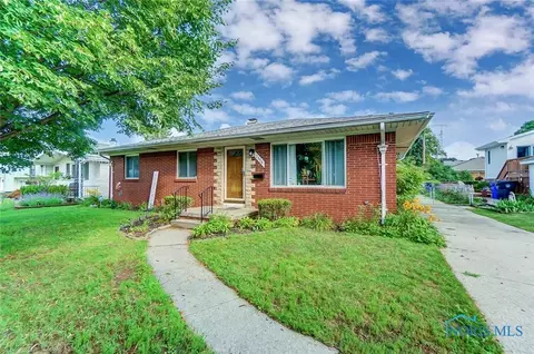 2358 Valeway Dr, Toledo, OH 43613 photo 1