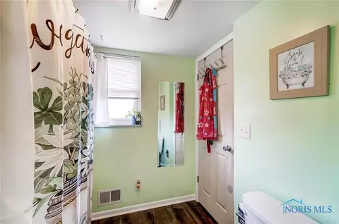 2358 Valeway Dr, Toledo, OH 43613 photo 26