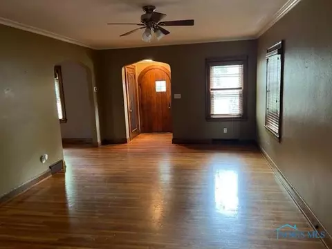 3748 Maxwell Rd, Toledo, OH 43613 photo 8