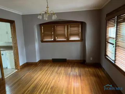 3748 Maxwell Rd, Toledo, OH 43613 photo 9