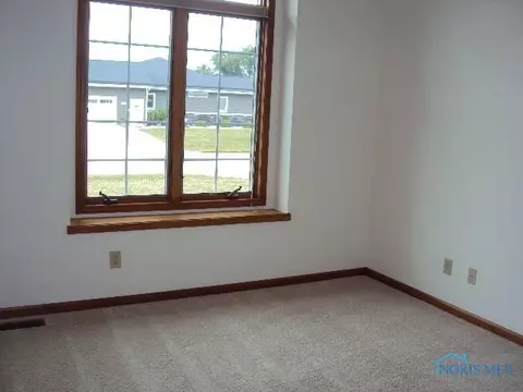 904 Shady Lane Ln, Bryan, OH 43506 photo 12