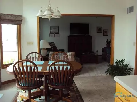 904 Shady Lane Ln, Bryan, OH 43506 photo 16