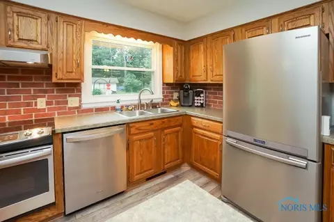 606 Bright Rd, Findlay, OH 45840 photo 12