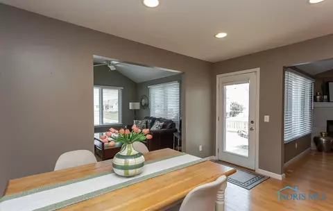 6940 Springview Dr, Maumee, OH 43537 photo 16