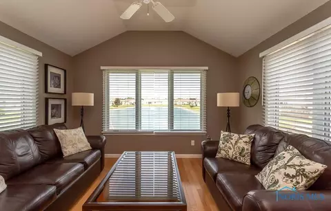 6940 Springview Dr, Maumee, OH 43537 photo 24