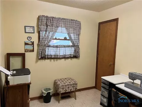 121 W Baldwin Ave, Paulding, OH 45879 photo 14