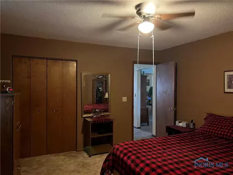 121 W Baldwin Ave, Paulding, OH 45879 photo 8