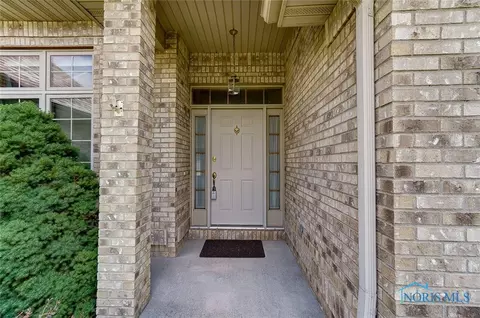 753 Timberview Dr, Findlay, OH 45840 photo 2