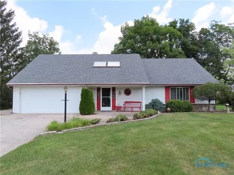 213 Brown Dr, Bryan, OH 43506 photo 1