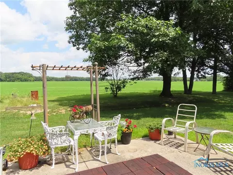 213 Brown Dr, Bryan, OH 43506 photo 5