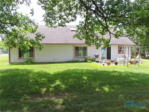 213 Brown Dr, Bryan, OH 43506 photo 3