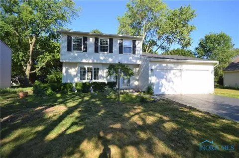 3856 Farmbrook Dr, Sylvania, OH 43560 photo 2